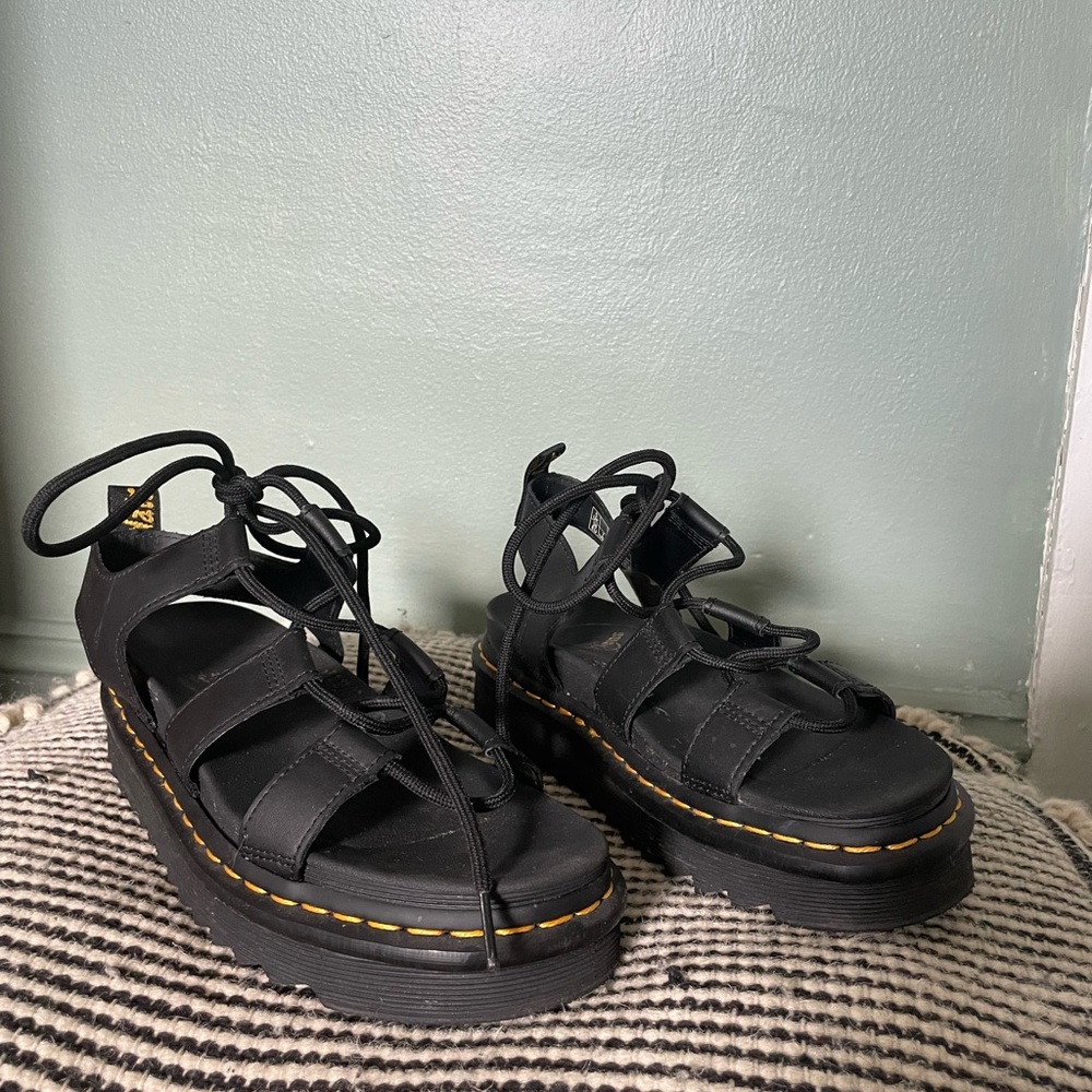 Doc Martin Sandals